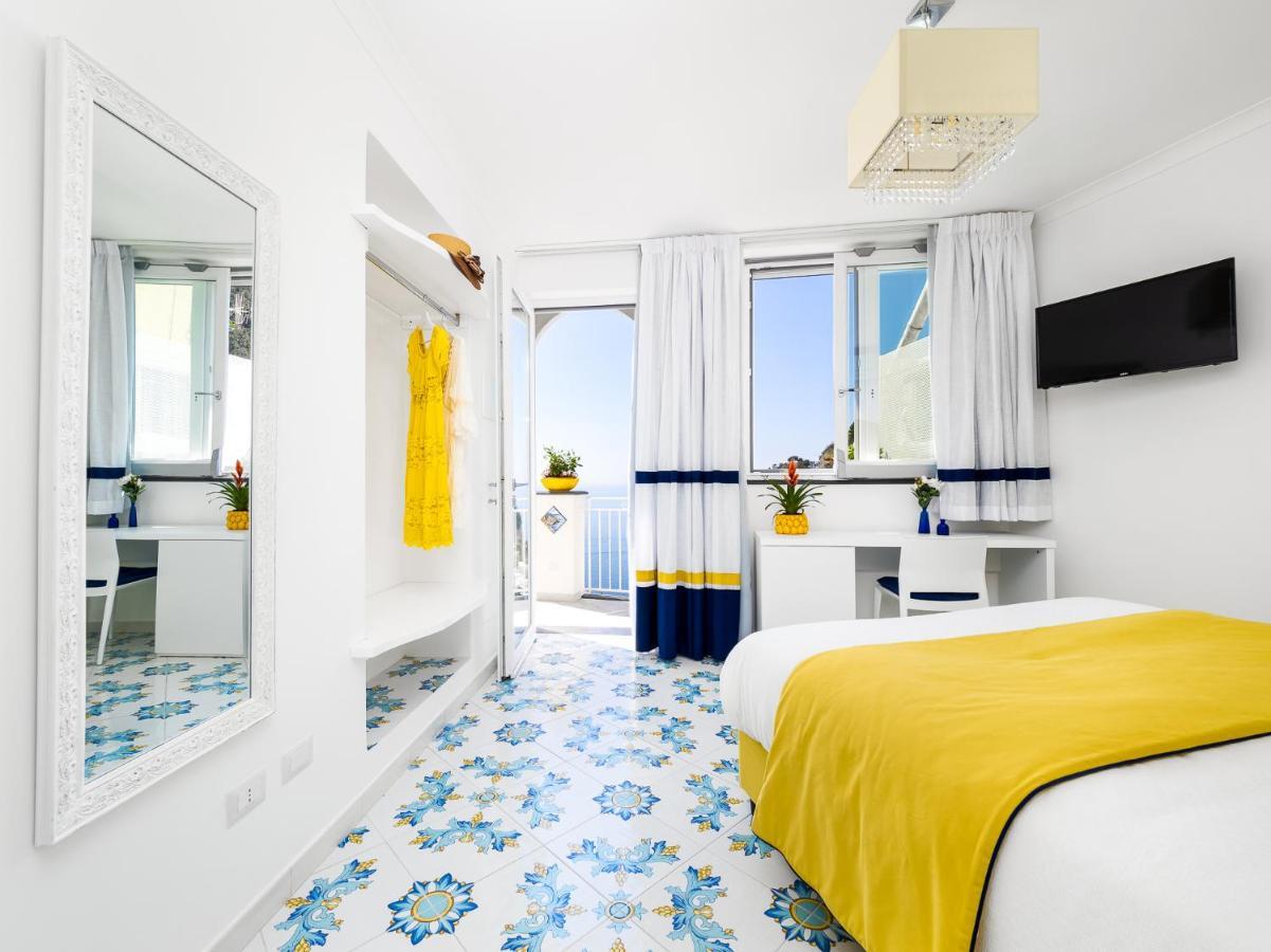 Blue Waves - De Vivo Realty Positano Apartment Exterior photo